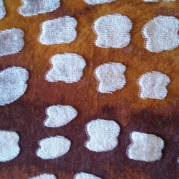 St. John Saint John Sport by Marie Gray animal print stretchy blouse top EUC - Picture 3 of 11